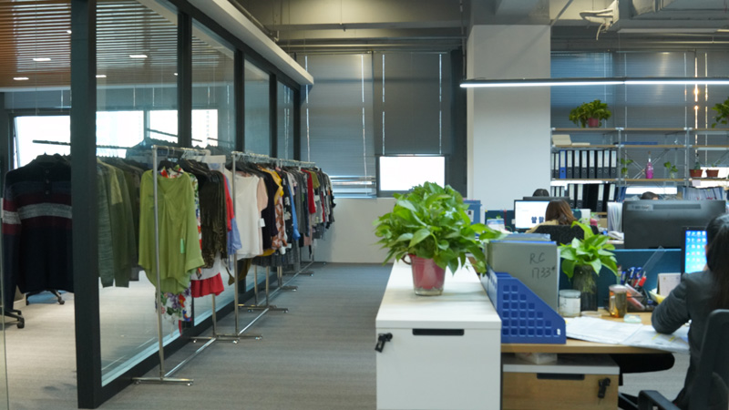 Fournisseur de vêtements en Chine | 120 000 pièces/mois | RUIFAN