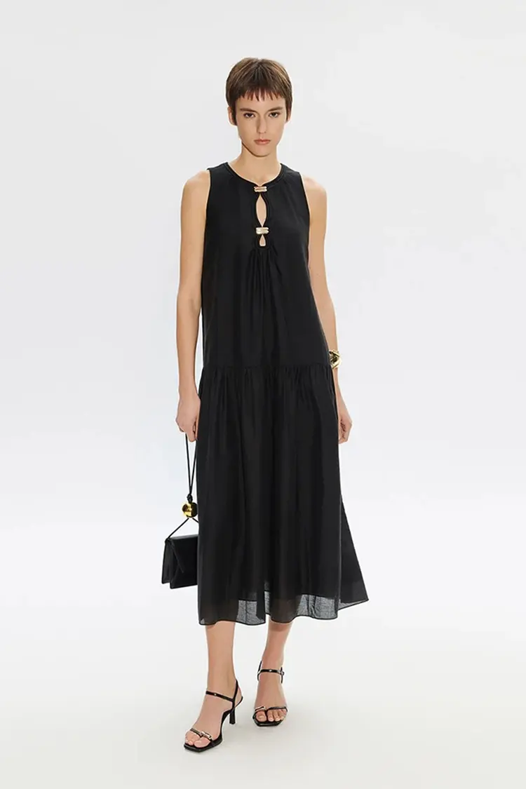 Women's Design Office Dress With Hollowed-Out Light Dress